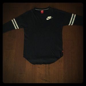 Nike Raglan